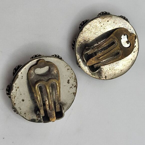 Handmade Italy AP Sterling Silver Coral Clip On Round Floral 0.75in - Picture 2 of 3